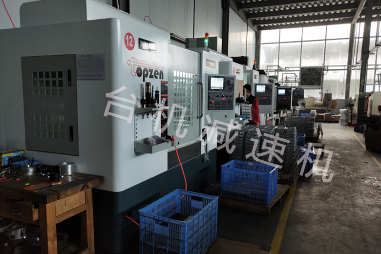 平行齒輪減速機廠-經驗豐富